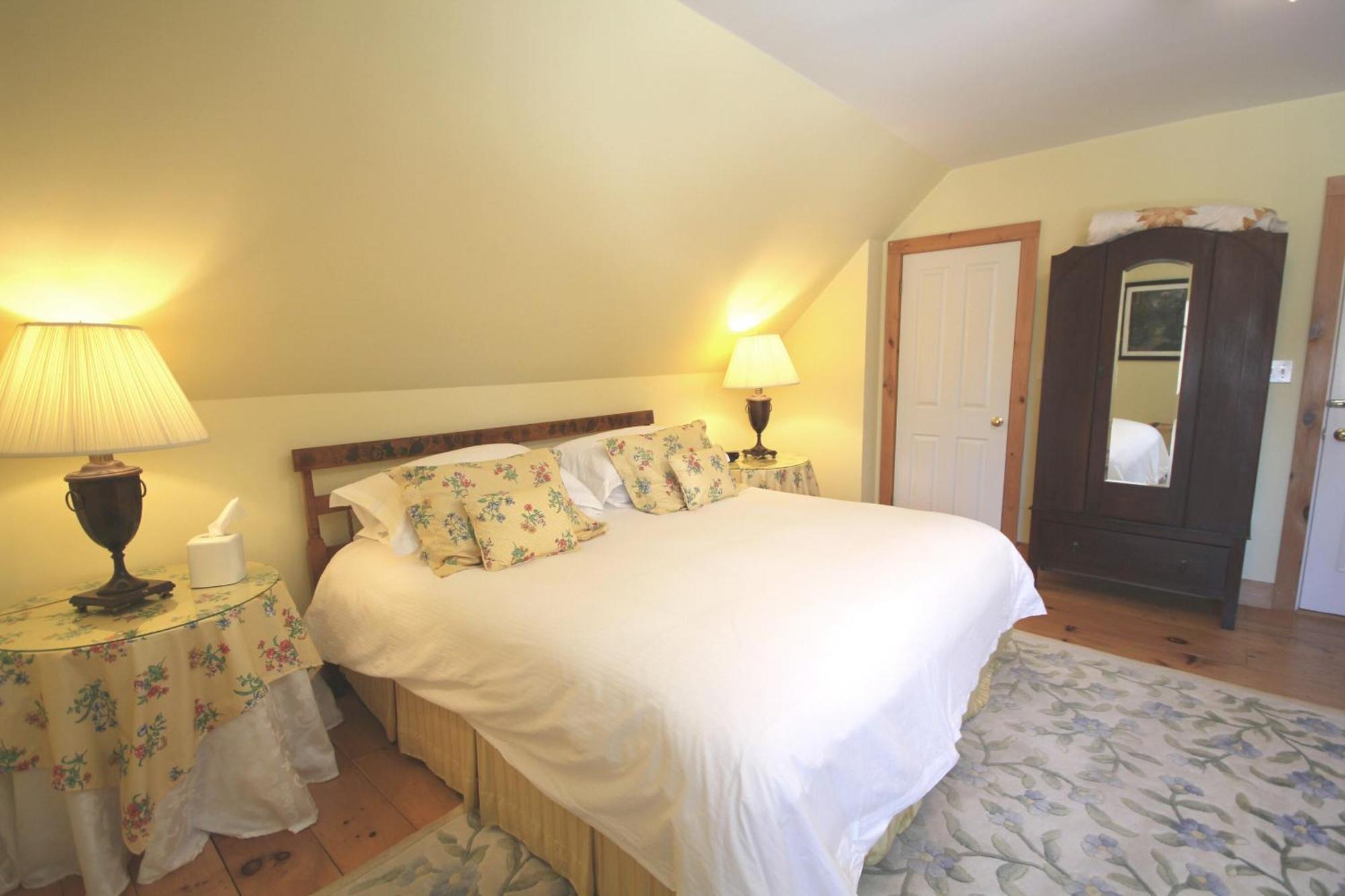 Andover Highland Lake Inn الغرفة الصورة