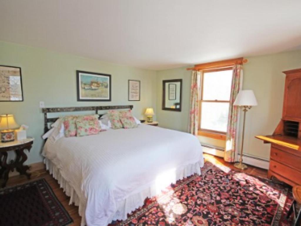Andover Highland Lake Inn الغرفة الصورة